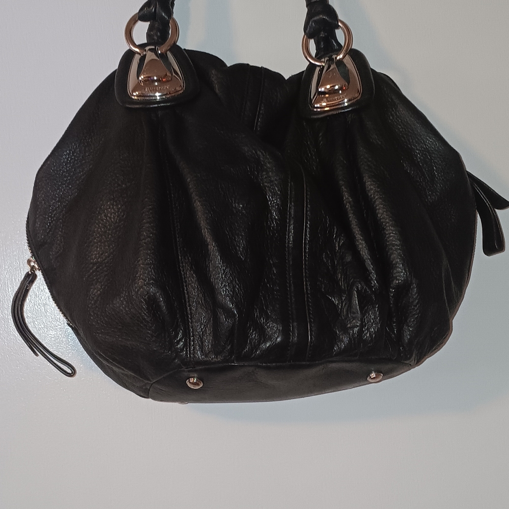 Elegant Black Leather Women's Bag